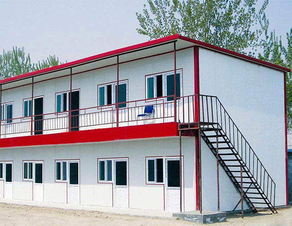 �ʸְ��˶���